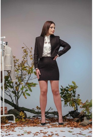 Пола DAPHNE...
